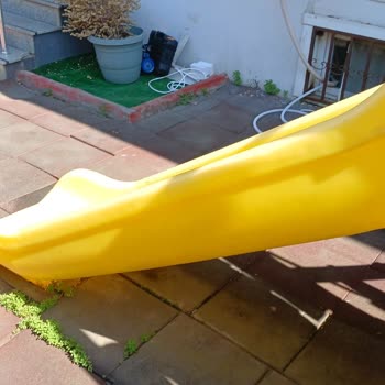 Anaokulunda Güvensiz Klima Montajı Ve Ekstra Ücret Talebi