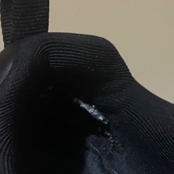 Satın Aldığım Skechers Ayakkabının Topuk Kısmı Yırtıldı, İnceleme Talebim Reddedildi