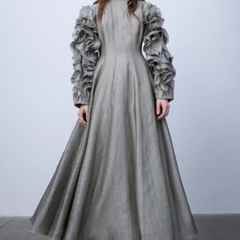 Yanlış Beden Ve Renkli Elbise Geç Kargolandı Müşteri Desteği Yok