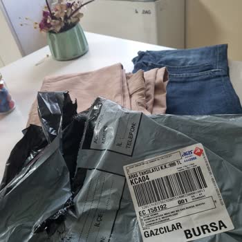 Taktik Pantolon | Kargopantolon.site Kullanılmış Alakasız 2 Adet Pantolon Gönderdi