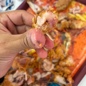 Popeyes'ten Aldığım Kanat Kova Menü İki Kez Çiğ Geldi, İade Talep Ediyorum