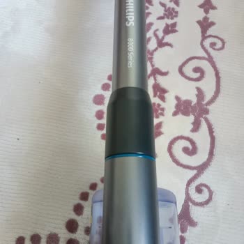 Philips 8000 Serisi Dikey Süpürgede Gövde-Sap Birleşim Noktasında Kırılma Ve Yapısal Sorun