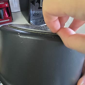 Tefal Tencere Setinde Kısa Sürede Yaşanan Taban Ayrılması Ve Yetersiz Garanti Desteği