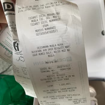 Deichmann İki Saatlik Kullanımda Ayaklarımda Kalıcı Yaralar Oluştu