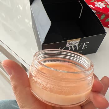 Pahalı Kaş Şekillendirici İlk Kullanımda Kurudu