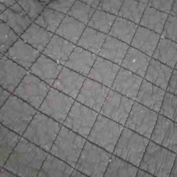 Yıkanınca Küçülen Ve Bel Ağrısı Yapan Battaniye Sorunu