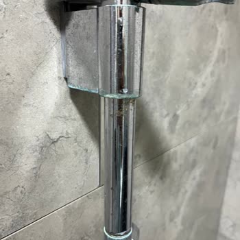 Artema Muslukta Kısa Sürede Renk Değişimi Ve Parlaklık Kaybı