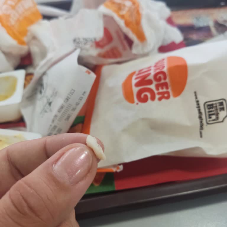 Hamburgerde Kıkırdak Sürpriziyle Hayal Kırıklığı Yaşadım