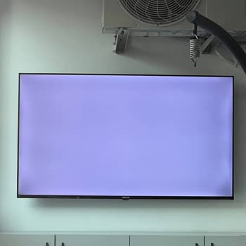 Sıfır TVde Renk Sızması Ve Servis Sorumsuzluğu