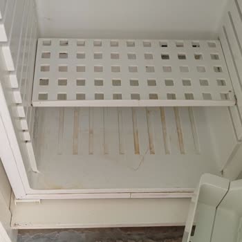 Otel Odasında Temizlik Ve Hizmet Eksiklikleri, Restoranda Hijyen Sorunları