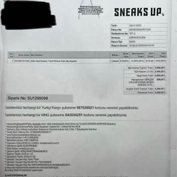 İlk Yıkamada Renk Solan Nike Hoodie İçin Değişim Talebi Reddedildi