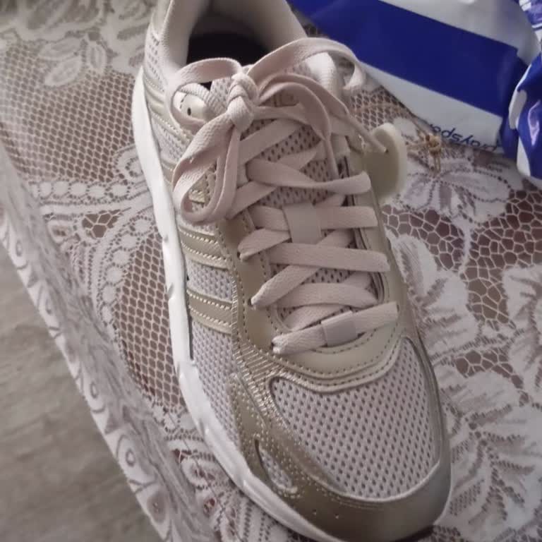 Yanlış Renk Ve Geç Teslim Edilen Ayakkabı Mağduriyeti