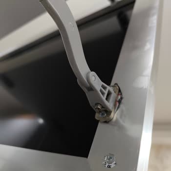 Dolap Kapağı Parçası Kırıldı, Yedek Parça Bulamıyorum