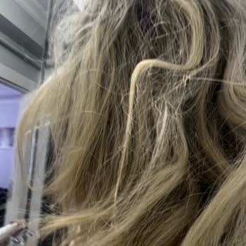 Veni Hair Studio Ombre İşlemi Sonrası Saçta Renk Sorunu Ve İlgisiz Hizmet