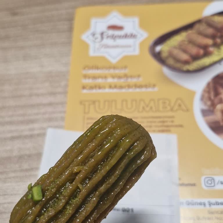 Fıstıklı Tulumba Siparişimde Kıl Çıktı, Ürünleri Tüketemedik