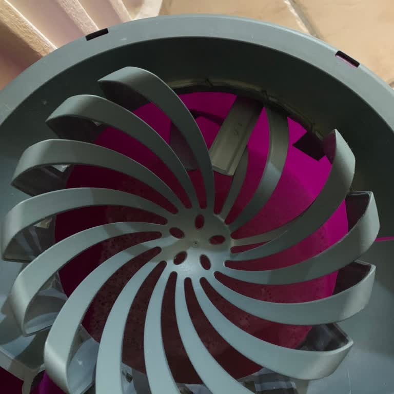 Parex Temizlik Setinde Sürekli Kırılan Sıkma Aparatı Ve Dayanıksız Saplar