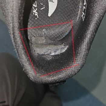 Skechers Walk Arch Fit 2.0 Ayakkabıda Hızlı Kumaş Yırtılması Sorunu