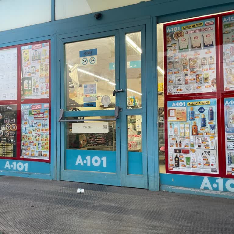 Kapanış Saatinden Önce Kilitlenen Kapı, Mağdur Edilen Müşteri