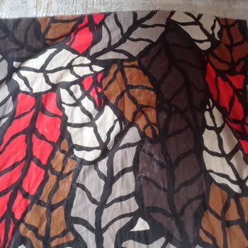 Aldığım Eşarplarda Beyaz Lekeler Var, Firma Yanıt Vermiyor