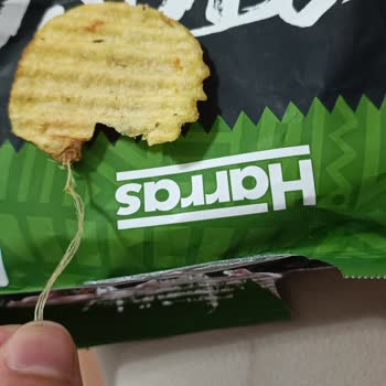 Pesto Soslu Cipsin İçinden Şüpheli Madde Çıktı!