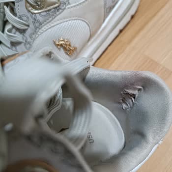 Kısa Sürede Yırtılan Ayakkabı Ve Red Edilen İade Talebi