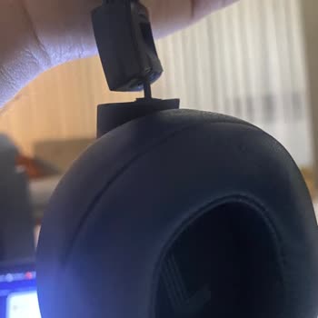 Yeni Alınan JBL 720BT Kulaklıkta Üst Kısımlar Çıktı Kullanım İmkansızlaştı