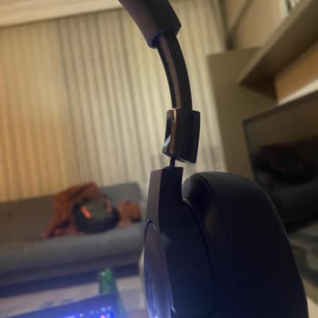 Yeni Alınan JBL 720BT Kulaklıkta Üst Kısımlar Çıktı Kullanım İmkansızlaştı