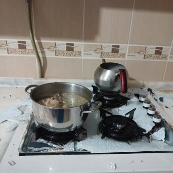 Cam Ocak Patladı, Yaralanma Tehlikesi Yaşadık