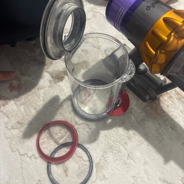 Bir Günde Bozulan Dyson Süpürge Şaşkınlığı
