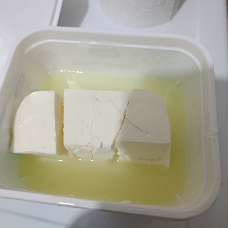 Aldığım Üründen Çok Sayıda Kıl Çıktı!