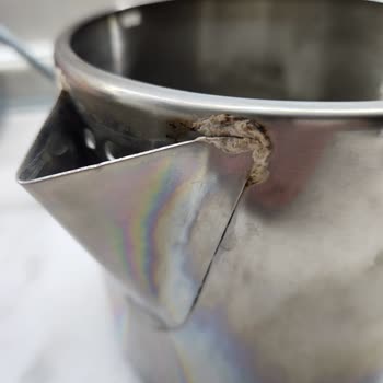 Jumbo Metalix Çaydanlıkta Sürekli Kireçlenme Ve Yüksek Ücretli Çözüm