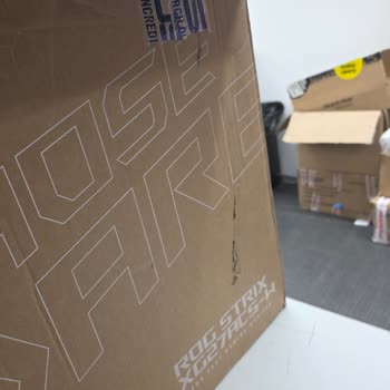 Aldığım Monitörde Ölü Piksel Ve Hasar Sorunu Çözülemedi