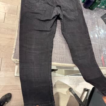 Renk Atan Pantolonum Garantiye Girmedi, Mağdurum