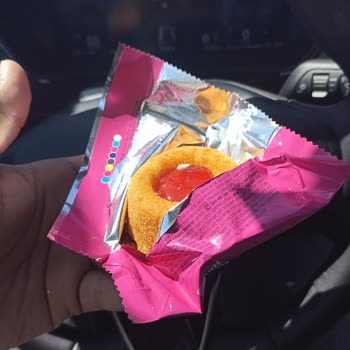 Kekstra'da Son Kullanma Tarihi Geçmemiş Üründe Yabancı Madde Şoku!