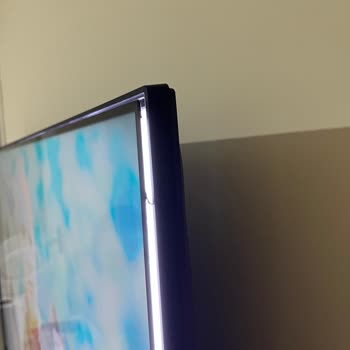 Arızalı Televizyon İçin Çözüm Beklerken Ek Ücret Talebiyle Karşılaştım