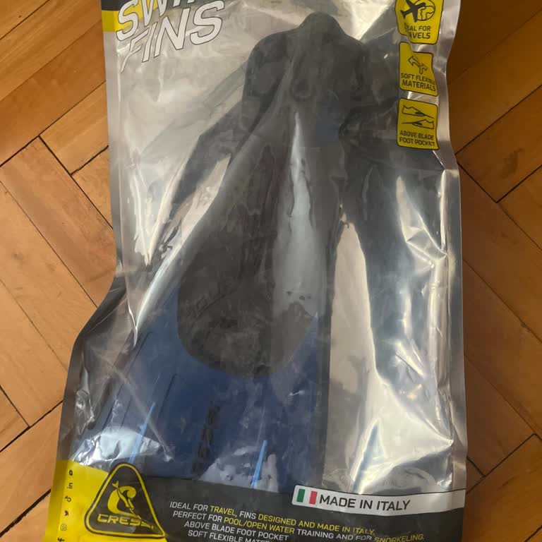 Amazon'dan Eksik Ve Kullanılmış Görünen Yüzme Paleti Hayal Kırıklığı Yarattı