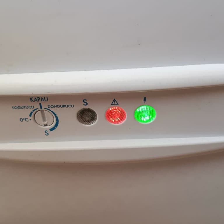 Uğur Derin Dondurucu Sürekli Arıza Yapıyor Ürünler Bozuluyor