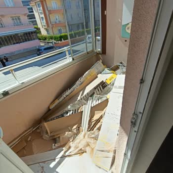 Sözünde Durmayan Ve Eksik İş Yapan Sakin Dizayn (İnegöl)