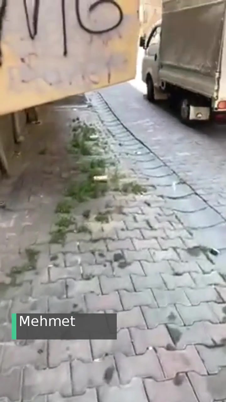 Küçükçekmece Belediyesi Sokağımız Çöplüklerle Dolu videonun kapak resmi
