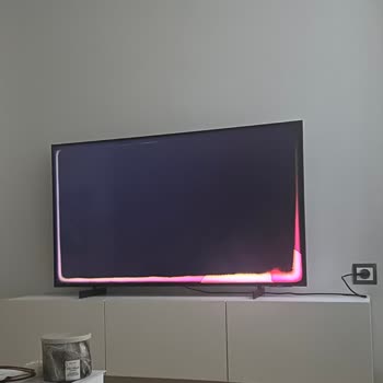 Samsung AU8000 TVde Garanti Sonrası Panel Arızası Ve Ekran Kararması Mağduriyeti