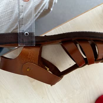 Üretim Hatalı Sandalet İçin İade Talebim Reddedildi