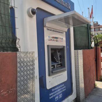ATM'de Yutulan Para Ve Kart İçin 1 Aydır Çözüm Sunulmuyor