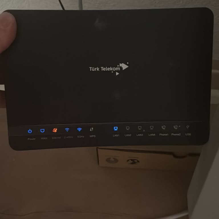 Yakanet Aynı Binada İnternet Var, Bizde Yok: Haksız Ücret Talebi