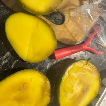 Siparişimde Sürekli Bozuk Ve Bayat Ürünler Geliyor