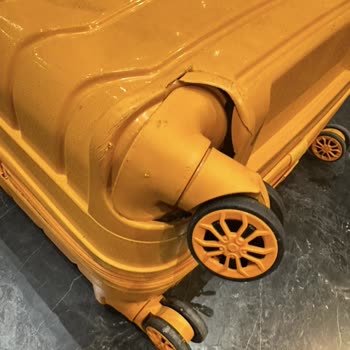 Hasarlı Valiz İçin Fatura Şartı Mağduriyet Yaratıyor