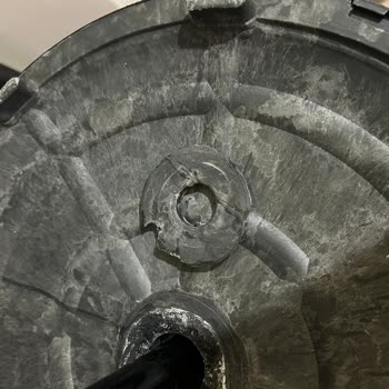 Raks SF 18 Vantilatörün Taban Kısmı Kırıldı, Ücretli Parça Talebi