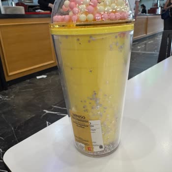 Miniso Mağazasında Çatlak Ürün Değişiminde Yaşanan İlgisizlik