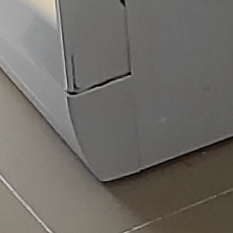 Teslimat Gecikmesi Ve Hasarlı Ürün Nedeniyle Mağduriyet Yaşadım