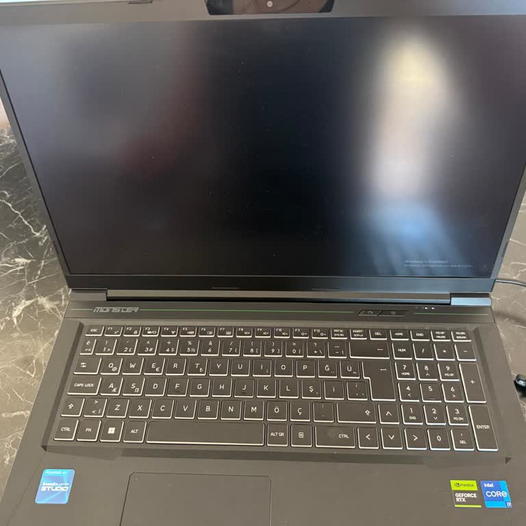 Monster Notebook Laptop Garanti Sürecinde Çözülmeyen Sorun Ve İlgisiz Müşteri Temsilcisi!