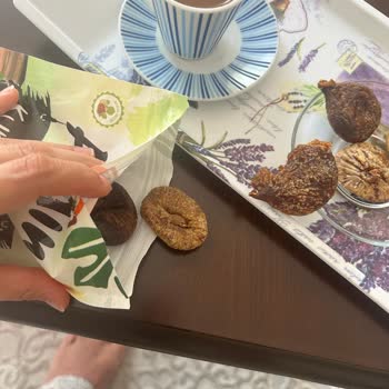 Yöresel Ürün Diye Aldığım İncirler Küflü Ve Lekeli Çıktı